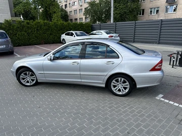 Авто Mercedes C Серия 2004 № 8868326