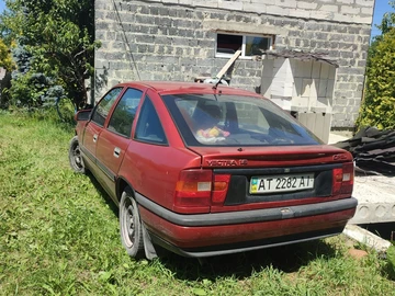 Авто Opel Vectra 1989 № 8868433