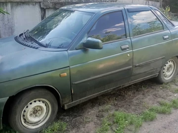 Авто ВАЗ 21102 2003 № 8868445