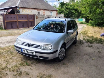 Авто Volkswagen Golf 2003 № 8868518