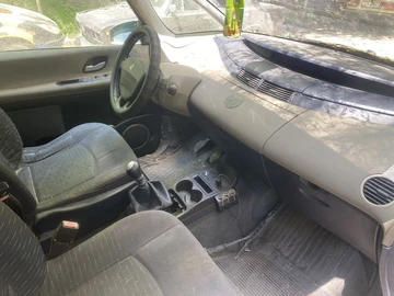 Авто Renault 4 2002 № 8868691
