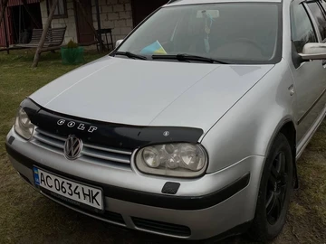 Авто Volkswagen Golf 2000 № 8868749
