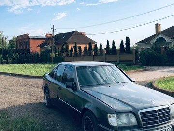 Авто Mercedes W124 1993 № 8868773