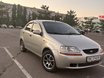Авто Chevrolet Aveo 2005 № 8868988