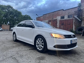 Авто Volkswagen Jetta 2013 № 8869327