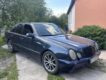 Авто Mercedes E Серия 2000 № 8869407