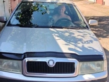 Авто Volkswagen Golf 2001 № 8869498