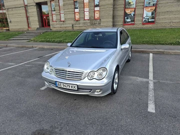 Авто Mercedes C Серия 2006 № 8869902