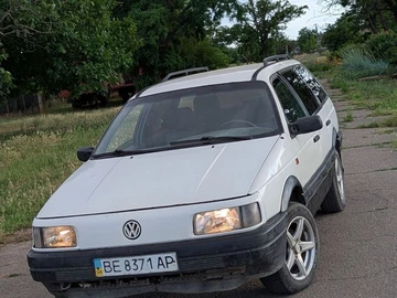 Авто Volkswagen Passat Cc 1990 № 8869915