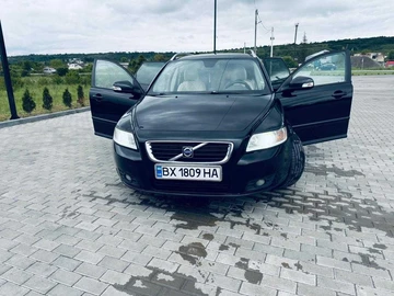 Авто Volvo V50 2009 № 8870062