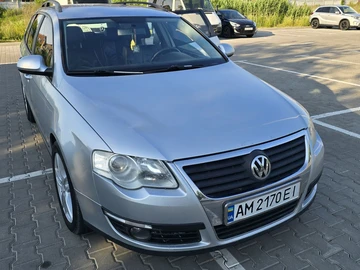 Авто Volkswagen Passat Variant 2005 № 8870076