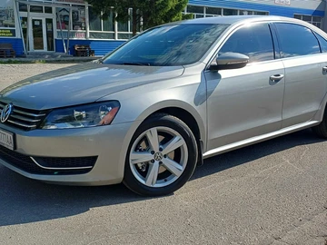 Авто Volkswagen Passat Sedan 2011 № 8870081
