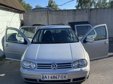 Авто Volkswagen Golf 2000 № 8870116