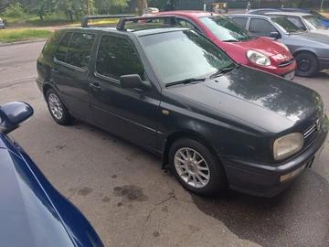 Авто Volkswagen Golf 1997 № 8870301