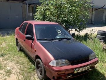 Авто Suzuki Swift 1992 № 8870307