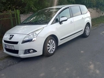 Авто Peugeot 5008 2011 № 8870362