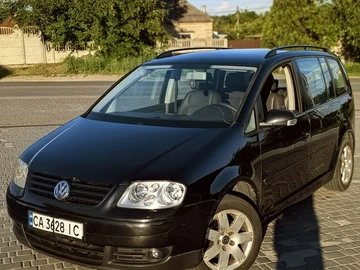 Авто Volkswagen Touran 2005 № 8870384