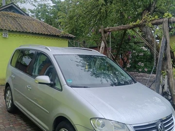 Авто Volkswagen Touran 2007 № 8870568