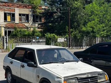 Авто ВАЗ 2109 1994 № 8870580
