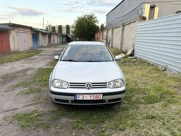 Авто Volkswagen Golf 1999 № 8870662