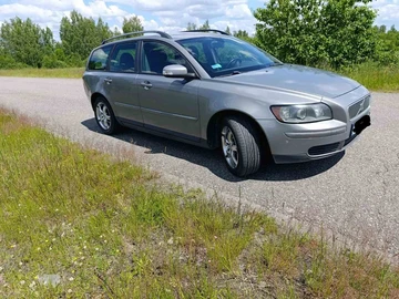 Авто Volvo V50 2007 № 8870886