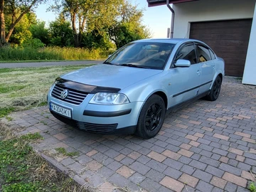 Авто Volkswagen Passat Variant 2001 № 8870919