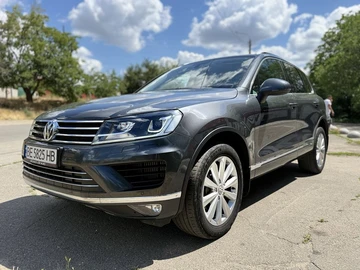 Авто Volkswagen Touareg 2015 № 8871456