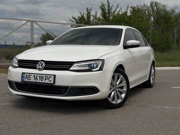 Авто Volkswagen Jetta 2013 № 8871471