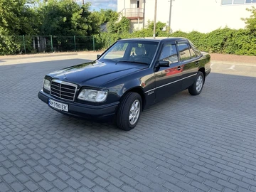 Авто Mercedes E Серия 1993 № 8871475