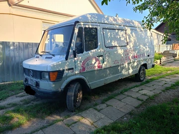 Авто Mercedes Mb 1993 № 8871487