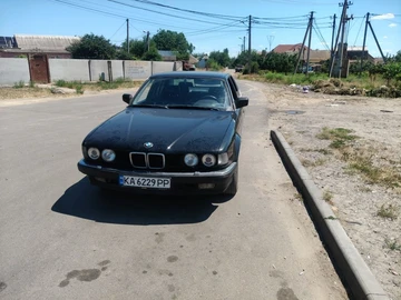 Авто BMW 7 Серия 1990 № 8871796