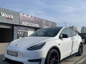 Авто Tesla Roadster 2021 № 8871807