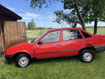 Авто Opel Kadett 1986 № 8871960