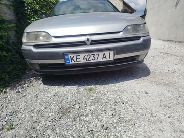 Авто Renault Safrane 1994 № 8872019