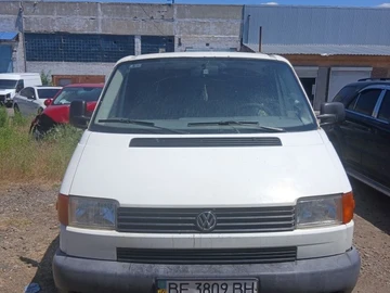 Авто Volkswagen Transporter 1997 № 8872183