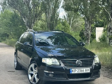Авто Volkswagen Passat Variant 2006 № 8872266