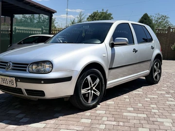 Авто Volkswagen Golf 2003 № 8872396