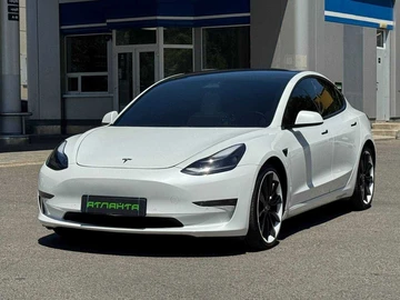 Авто Tesla Model 3 2021 № 8872411