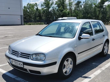Авто Volkswagen Golf 2001 № 8872426