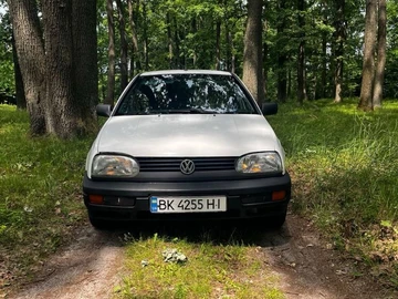 Авто Volkswagen Golf 1994 № 8872433