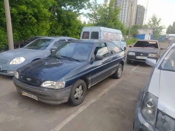 Авто Ford Escort 1994 № 8872476