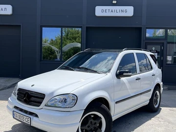 Авто Mercedes Ml Серия 2000 № 8872713