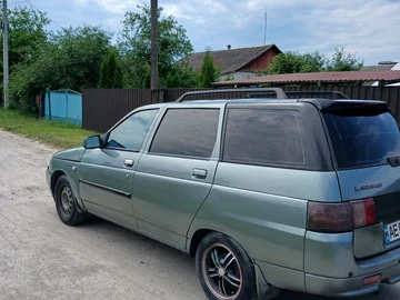 Авто ВАЗ 2111 2000 № 8872919