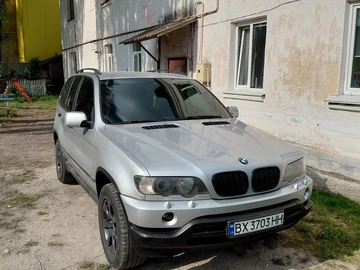 Авто BMW X5 2001 № 8873004