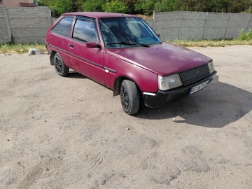 Авто ЗАЗ Таврия 2004 № 8873027