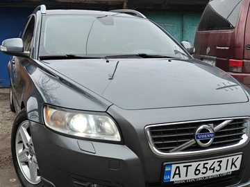 Авто Volvo V50 2010 № 8873051