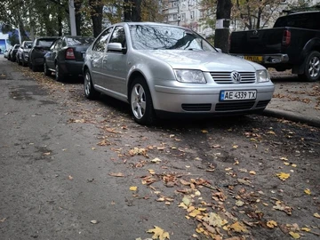 Авто Volkswagen Jetta 2003 № 8873416