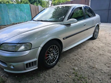 Авто Opel Vectra 1998 № 8873459