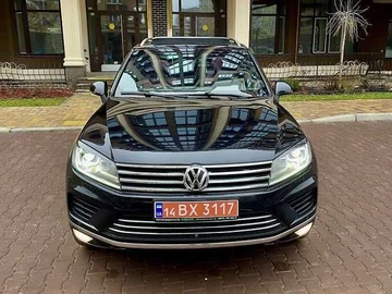 Авто Volkswagen Touareg 2017 № 8873788