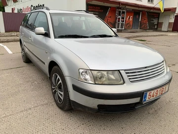 Авто Volkswagen Passat Sedan 2000 № 8873903
